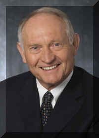prdu_Hon_Jim_Ross.jpg (147225 bytes)